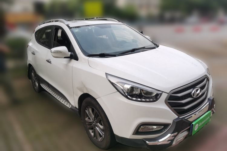 Used Hyundai ix35 2013 2.0L Automatic Two-Wheel Drive Smart GLS China IV Standard Front Right 45 Deg