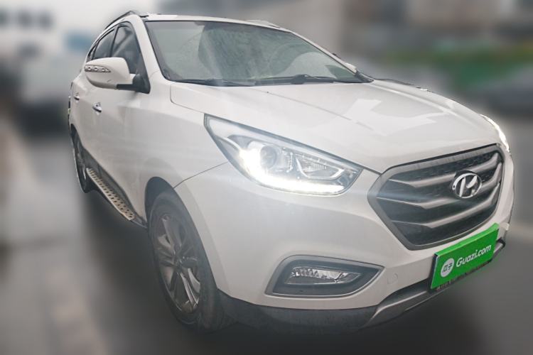 Used Hyundai ix35 2013 2.0L Automatic Two-Wheel Drive Smart GLS China IV Standard Front Right 45 Deg