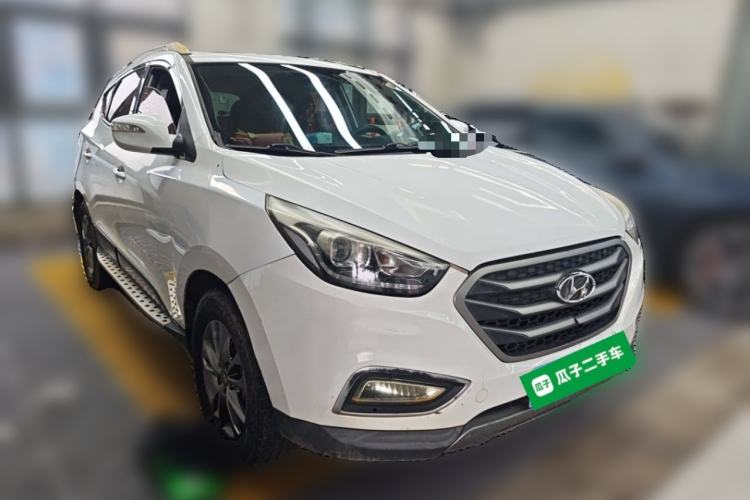 Used Hyundai ix35 2013 2.0L Automatic 2WD Comfort GL China IV Standard Front Right 45 Deg