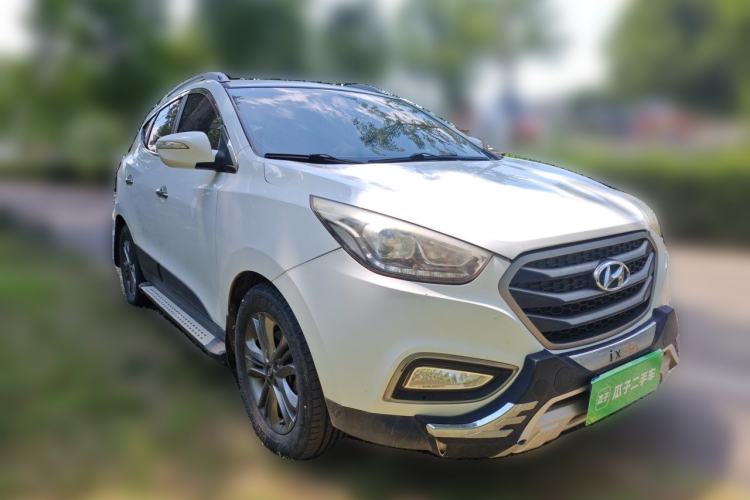 Used Hyundai ix35 2013 2.0L Automatic Two-Wheel Drive Smart GLS China IV Standard Front Right 45 Deg