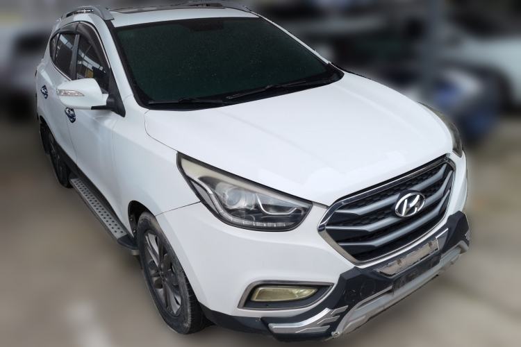 Used Hyundai ix35 2013 2.0L Automatic Two-Wheel Drive Smart GLS China IV Standard Front Right 45 Deg