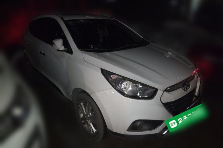 Used Hyundai ix35 2013 2.0L Automatic Two-Wheel Drive Smart GLS China IV Standard Front Right 45 Deg