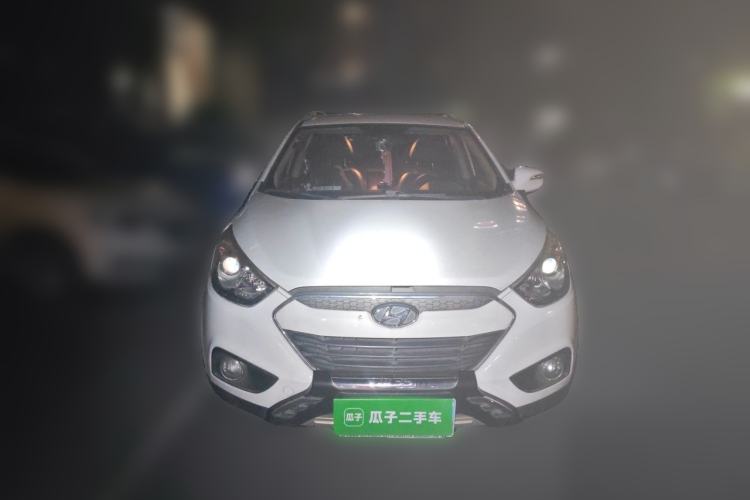 Used Hyundai ix35 2013 2.0L Automatic Two-Wheel Drive Smart GLS China IV Standard Front