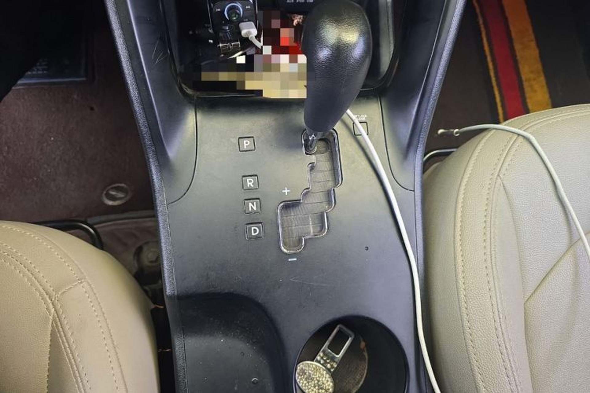 Used Hyundai ix35 2013 2.0L Automatic 2WD Comfort GL China IV Standard Gear Lever