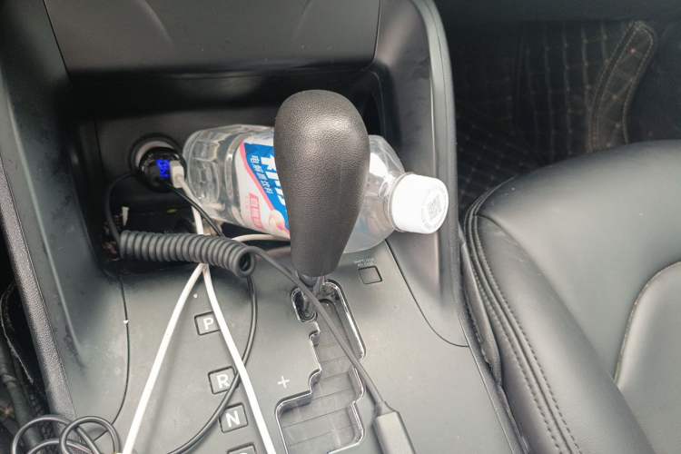 Used Hyundai ix35 2013 2.0L Automatic 2WD Comfort GL China IV Standard Gear Lever