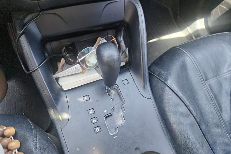 Used Hyundai ix35 2013 2.0L Automatic 2WD Comfort GL China IV Standard Gear Lever