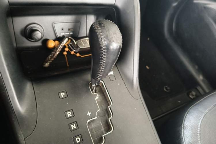 Used Hyundai ix35 2013 2.0L Automatic Two-Wheel Drive Smart GLS China V Standard Gear Lever