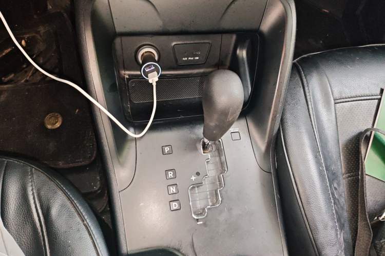 Used Hyundai ix35 2013 2.0L Automatic 2WD Comfort GL China IV Standard Gear Lever