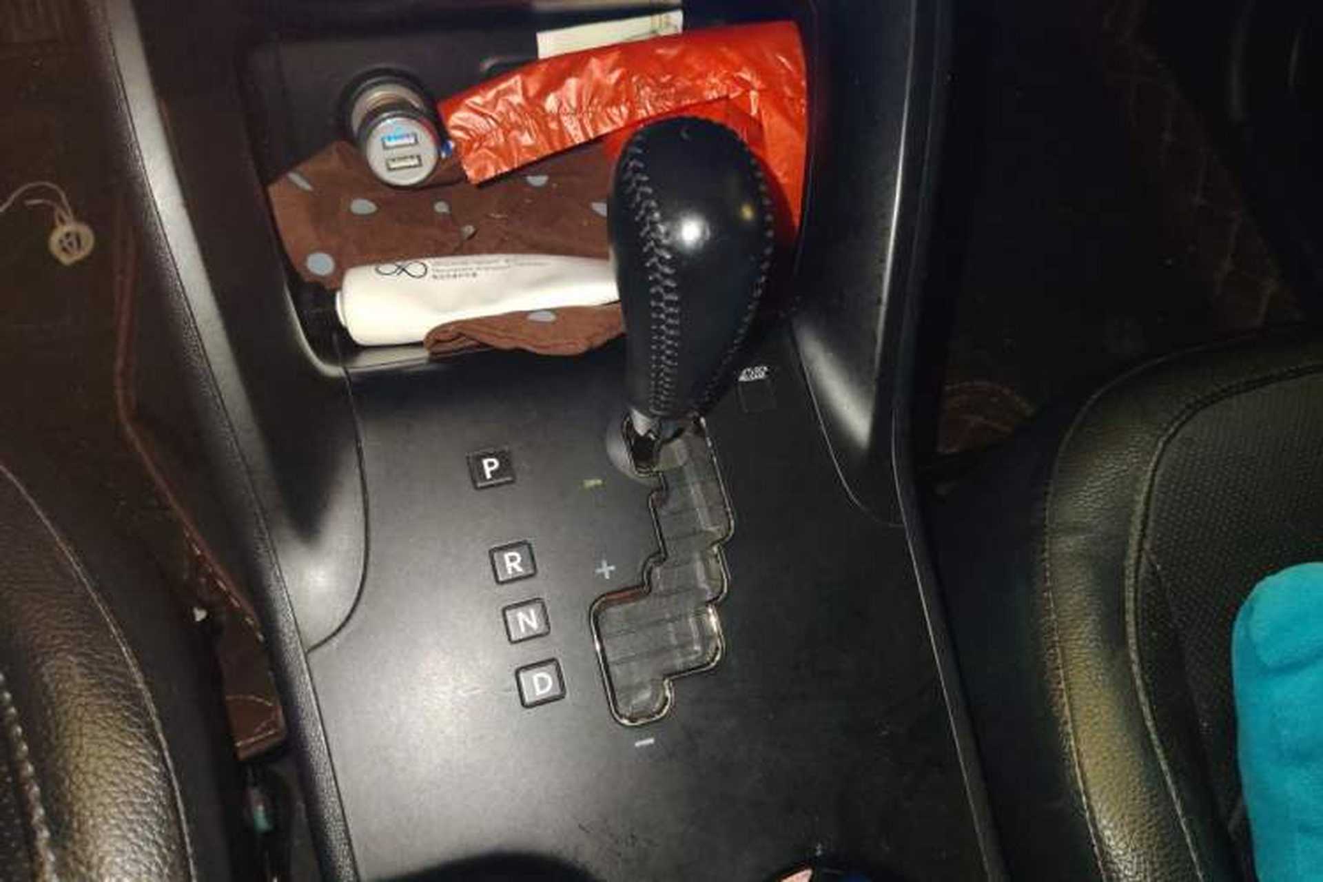 Used Hyundai ix35 2013 2.0L Automatic Two-Wheel Drive Smart GLS China IV Standard Gear Lever