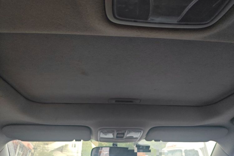 Used Hyundai ix35 2013 2.0L Automatic Two-Wheel Drive Smart GLS China IV Standard Headliner