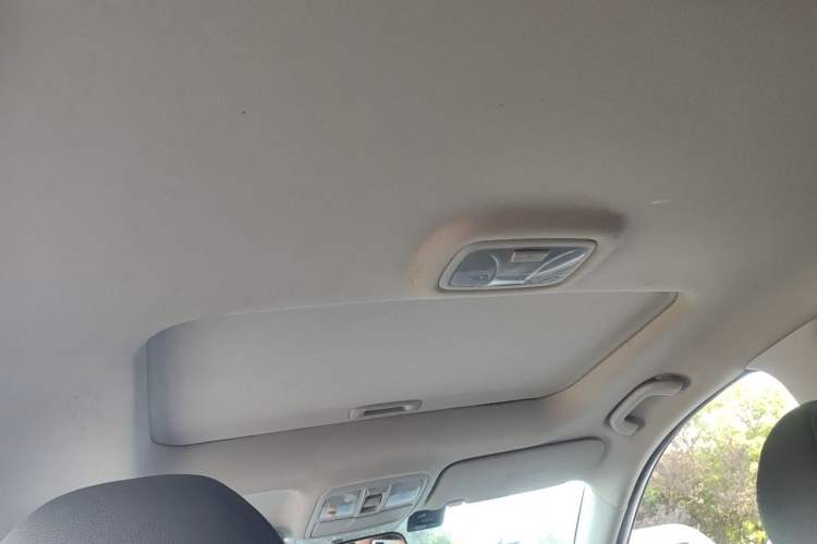 Used Hyundai ix35 2013 2.0L Automatic Two-Wheel Drive Smart GLS China V Standard Headliner