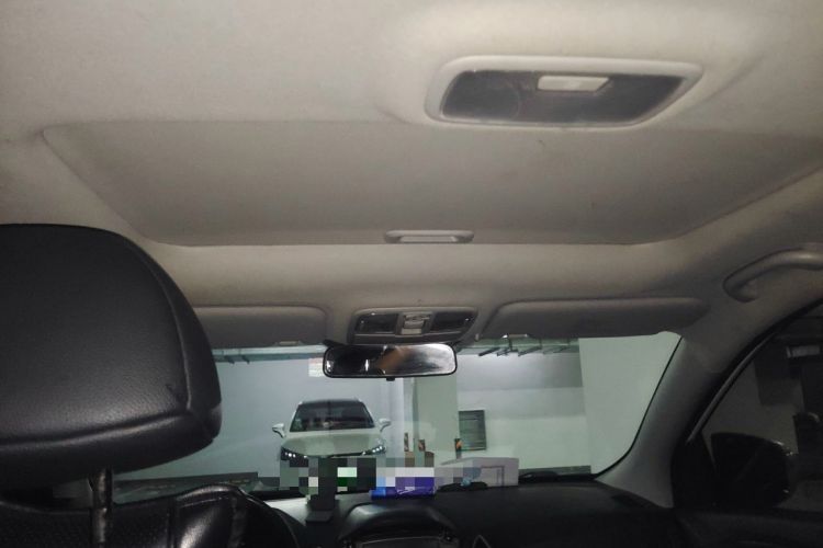 Used Hyundai ix35 2013 2.0L Automatic Two-Wheel Drive Smart GLS China IV Standard Headliner
