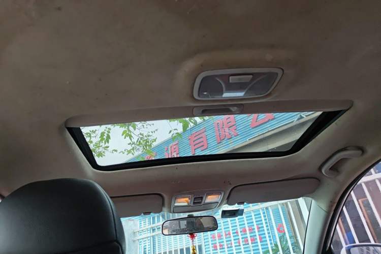 Used Hyundai ix35 2013 2.0L Automatic Two-Wheel Drive Smart GLS China IV Standard Headliner