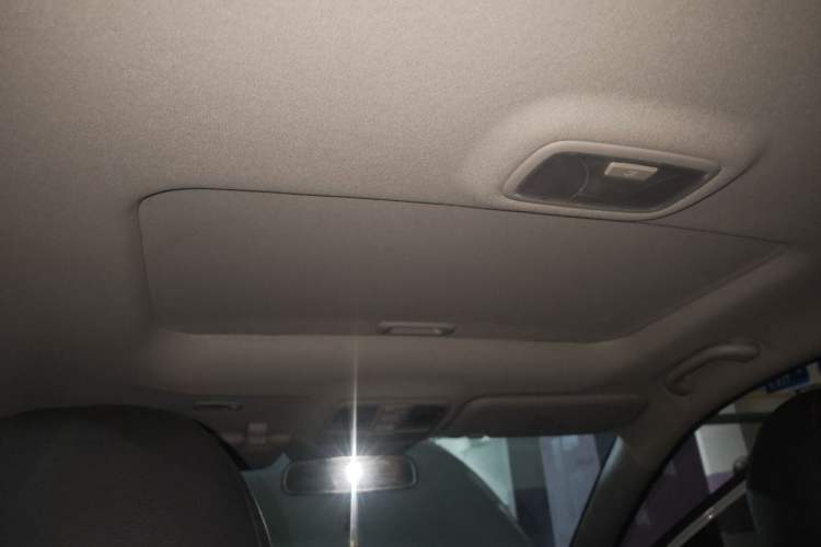 Used Hyundai ix35 2013 2.0L Automatic Two-Wheel Drive Smart GLS China IV Standard Headliner
