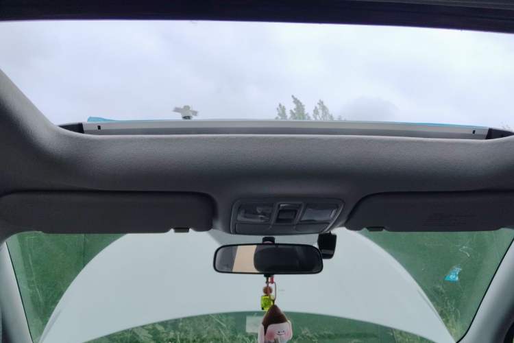 Used Hyundai ix35 2013 2.0L Automatic Two-Wheel Drive Smart GLS China IV Standard Headliner