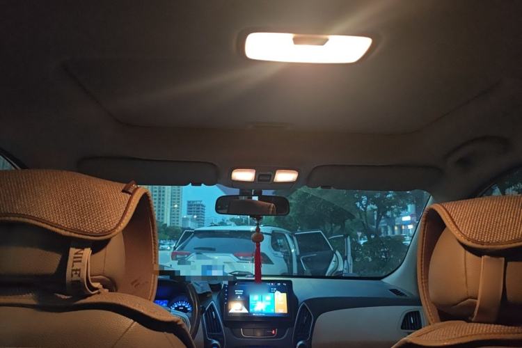 Used Hyundai ix35 2013 2.0L Automatic Two-Wheel Drive Smart GLS China IV Standard Headliner