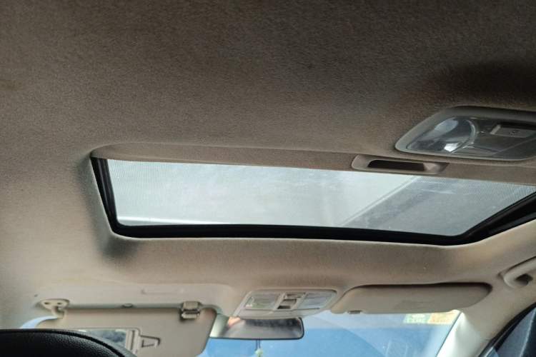Used Hyundai ix35 2013 2.0L Automatic 2WD Comfort GL China IV Standard Headliner