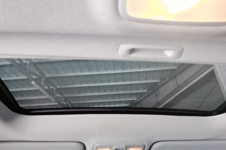 Used Hyundai ix35 2013 2.0L Automatic Two-Wheel Drive Smart GLS China IV Standard Headliner