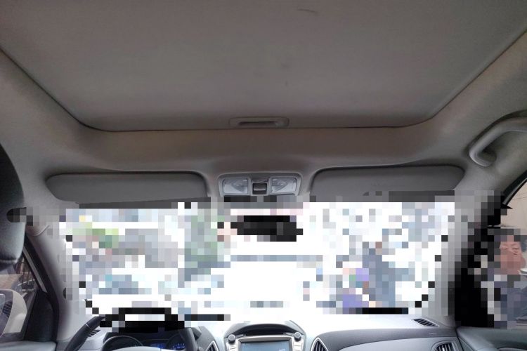 Used Hyundai ix35 2013 2.0L Automatic Two-Wheel Drive Smart GLS China IV Standard Headliner