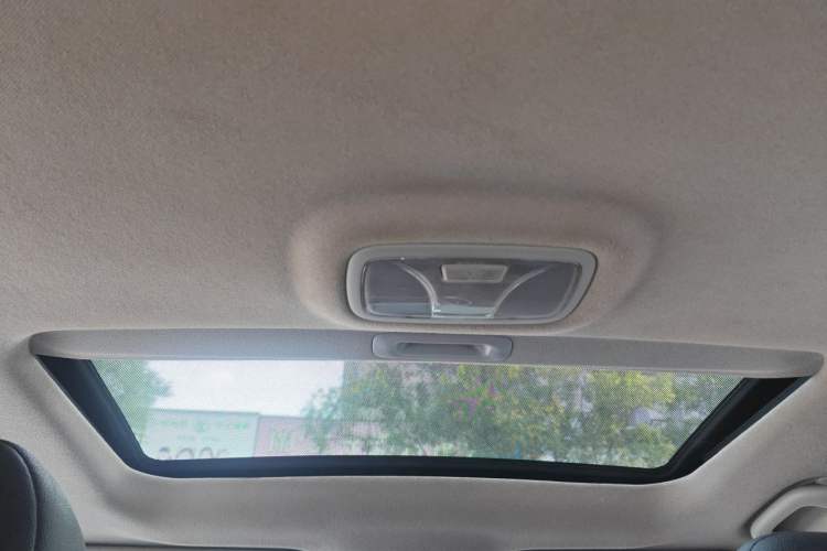 Used Hyundai ix35 2013 2.0L Automatic Two-Wheel Drive Smart GLS China IV Standard Headliner