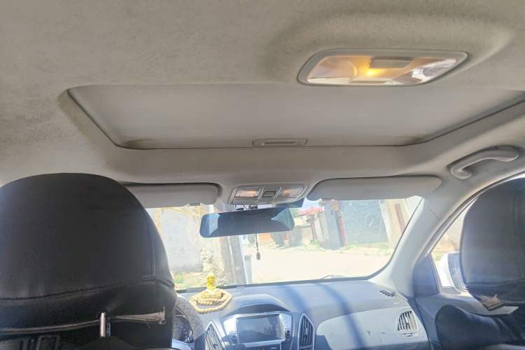 Used Hyundai ix35 2013 2.0L Automatic 2WD Comfort GL China IV Standard Headliner