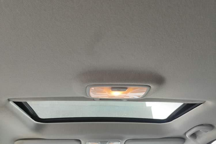 Used Hyundai ix35 2013 2.0L Automatic Two-Wheel Drive Smart GLS China IV Standard Headliner