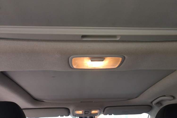 Used Hyundai ix35 2013 2.0L Automatic Two-Wheel Drive Smart GLS China IV Standard Headliner
