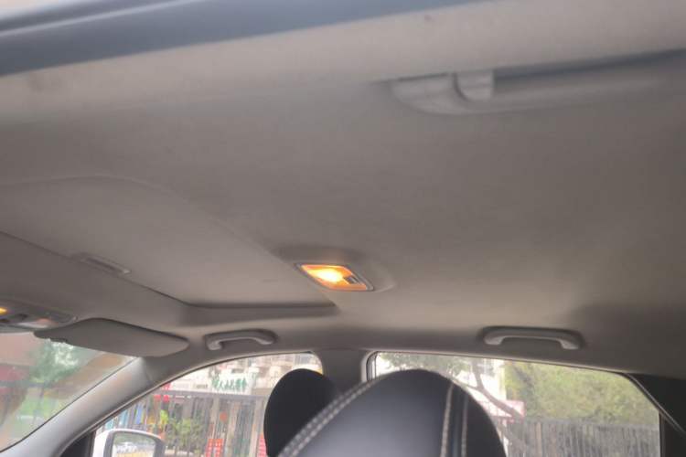 Used Hyundai ix35 2013 2.0L Automatic 2WD Comfort GL China IV Standard Headliner
