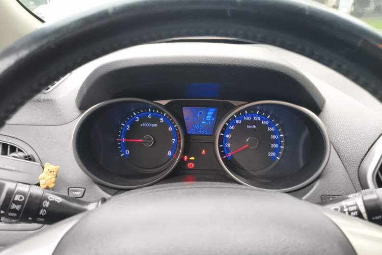 Used Hyundai ix35 2013 2.0L Automatic Two-Wheel Drive Smart GLS China IV Standard Instrument Cluster