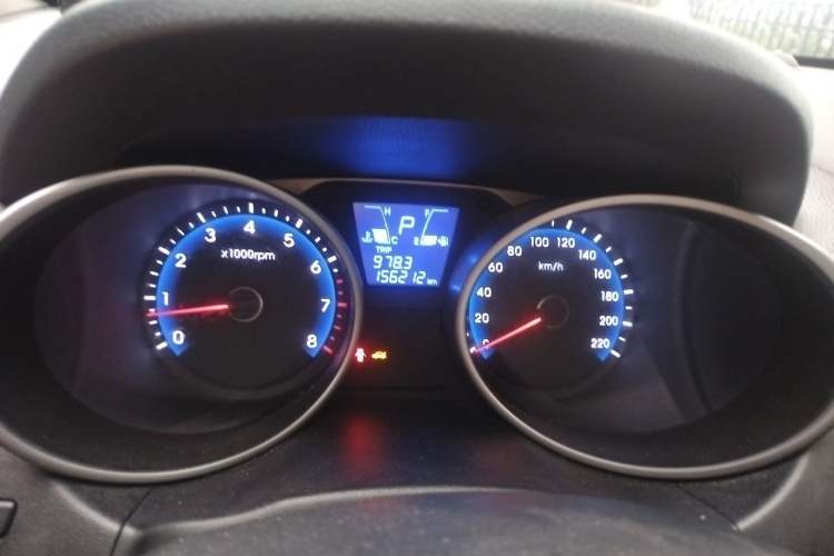 Used Hyundai ix35 2013 2.0L Automatic Two-Wheel Drive Smart GLS China IV Standard Instrument Cluster