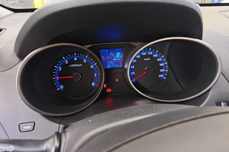 Used Hyundai ix35 2013 2.0L Automatic 2WD Comfort GL China IV Standard Instrument Cluster