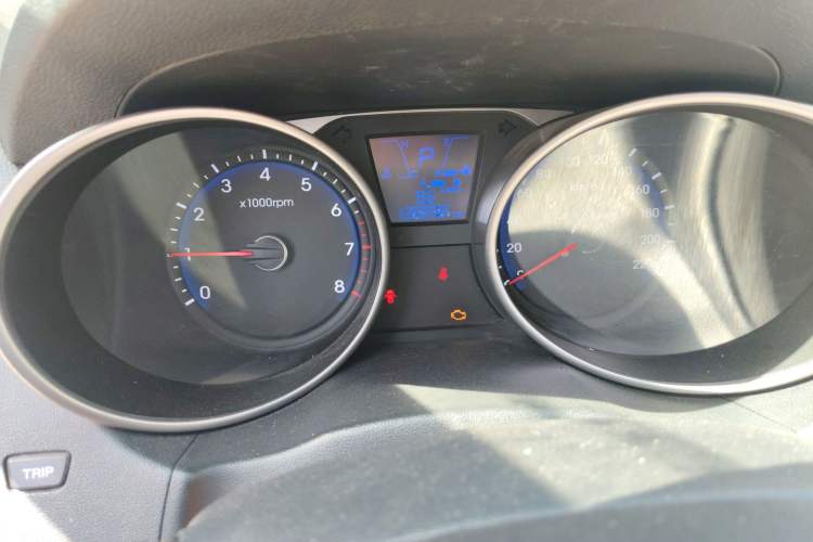 Used Hyundai ix35 2013 2.0L Automatic 2WD Comfort GL China IV Standard Instrument Cluster