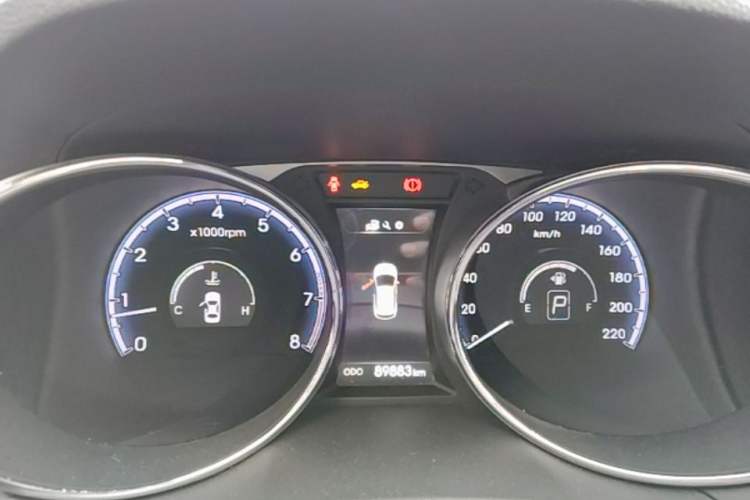 Used Hyundai ix35 2013 2.4L Automatic Two-Wheel Drive Leading GLX China V Standard Instrument Cluster