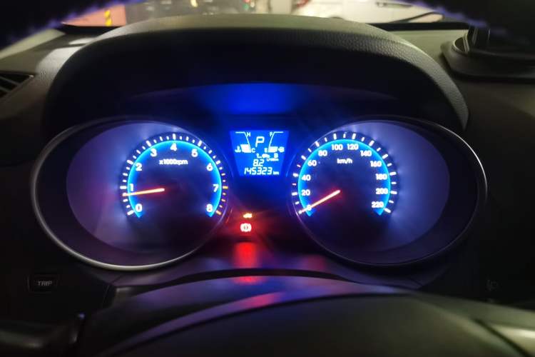 Used Hyundai ix35 2013 2.0L Automatic Two-Wheel Drive Smart GLS China V Standard Instrument Cluster