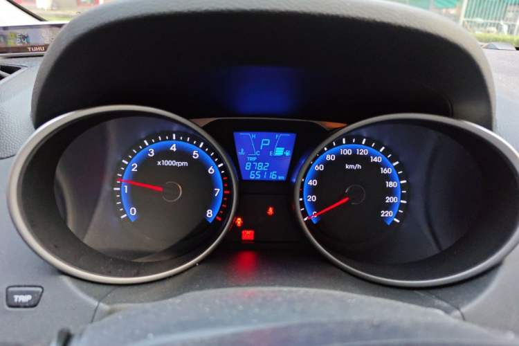 Used Hyundai ix35 2013 2.0L Automatic Two-Wheel Drive Smart GLS China V Standard Instrument Cluster
