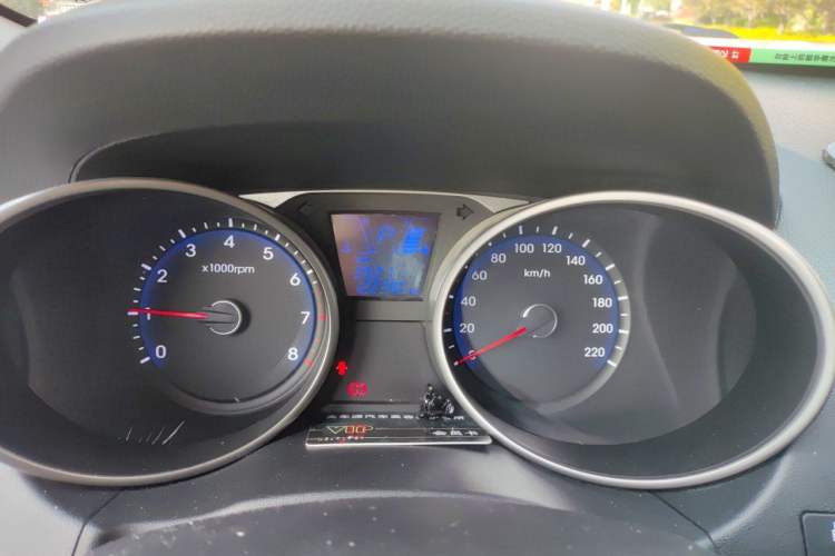Used Hyundai ix35 2013 2.0L Automatic Two-Wheel Drive Smart GLS China IV Standard Instrument Cluster