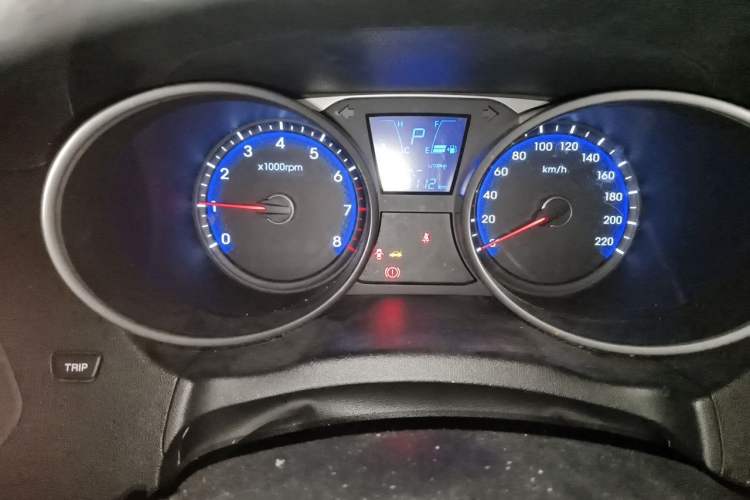 Used Hyundai ix35 2013 2.0L Automatic Two-Wheel Drive Smart GLS China V Standard Instrument Cluster