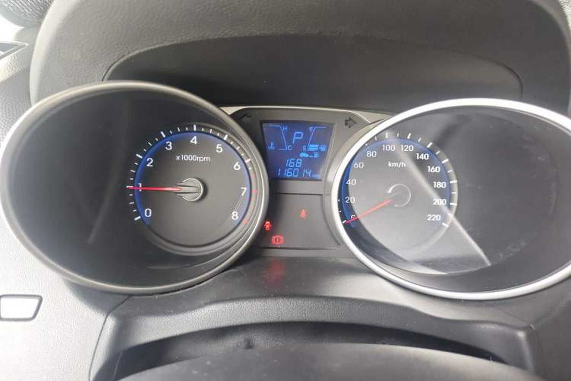 Used Hyundai ix35 2013 2.0L Automatic Two-Wheel Drive Smart GLS China V Standard Instrument Cluster