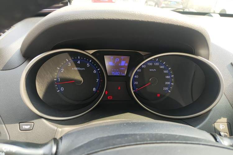 Used Hyundai ix35 2013 2.0L Automatic Two-Wheel Drive Smart GLS China IV Standard Instrument Cluster