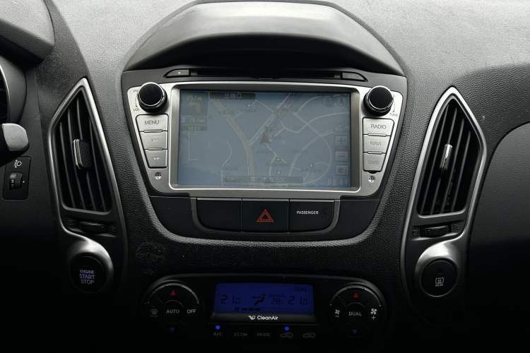 Used Hyundai ix35 2013 2.0L Automatic Two-Wheel Drive Smart GLS China IV Standard Interior 7