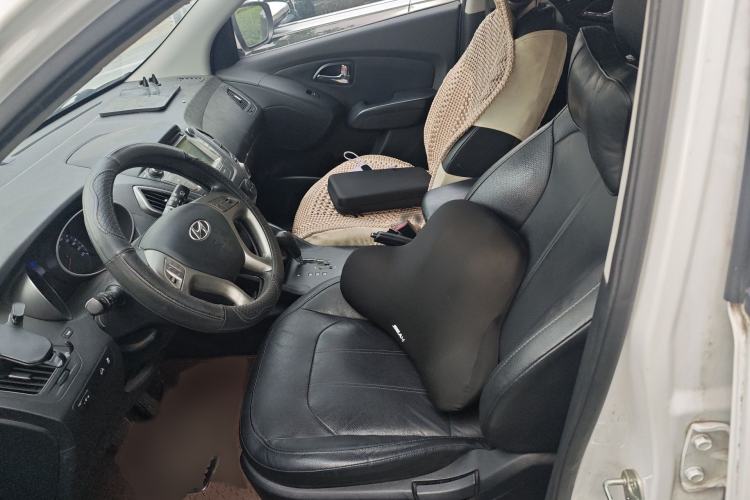 Used Hyundai ix35 2013 2.0L Automatic Two-Wheel Drive Smart GLS China IV Standard Left Front Seat