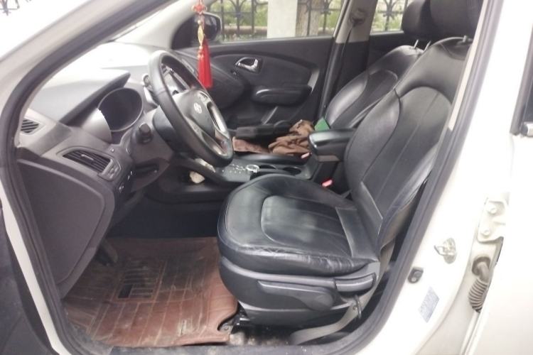 Used Hyundai ix35 2013 2.0L Automatic Two-Wheel Drive Smart GLS China IV Standard Left Front Seat
