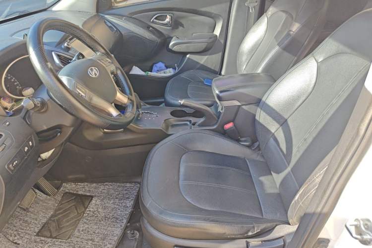 Used Hyundai ix35 2013 2.0L Automatic Two-Wheel Drive Smart GLS China IV Standard Left Front Seat