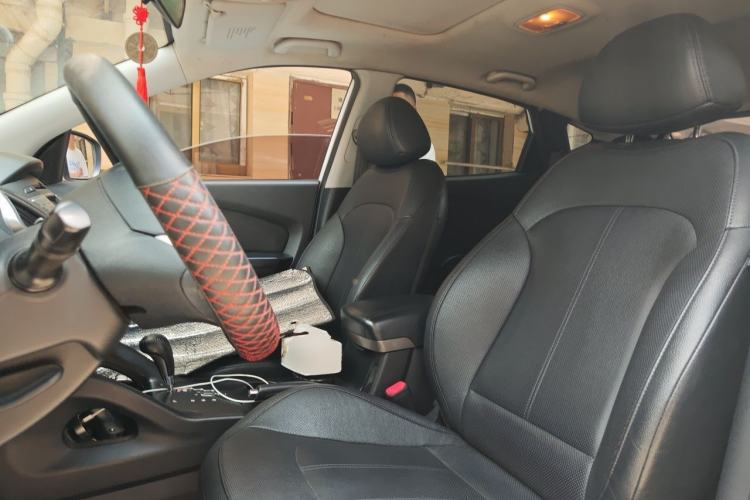 Used Hyundai ix35 2013 2.0L Automatic Two-Wheel Drive Smart GLS China IV Standard Left Front Seat
