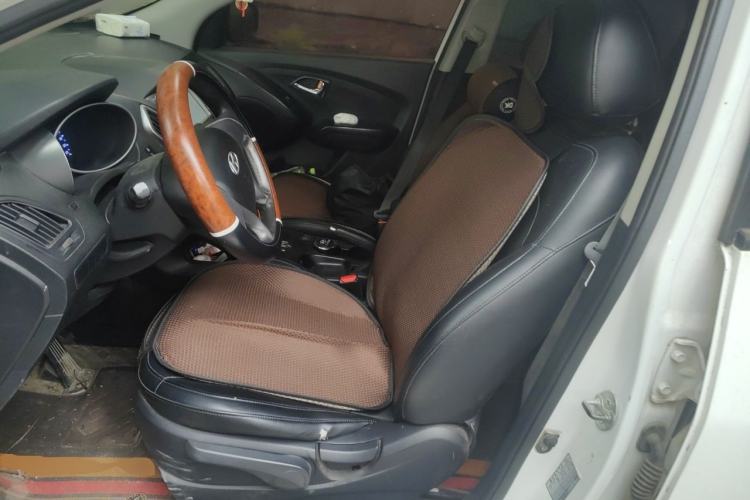 Used Hyundai ix35 2013 2.0L Automatic 2WD Comfort GL China IV Standard Left Front Seat