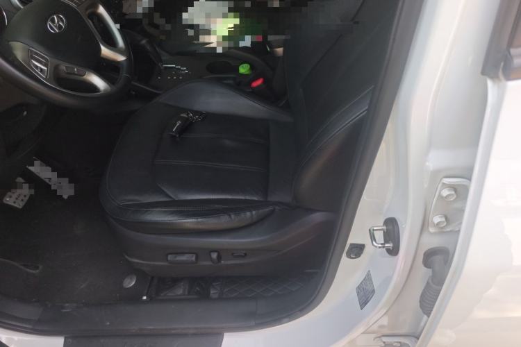 Used Hyundai ix35 2013 2.0L Automatic Two-Wheel Drive Leading GLX China V Emission Standard Left Front Seat