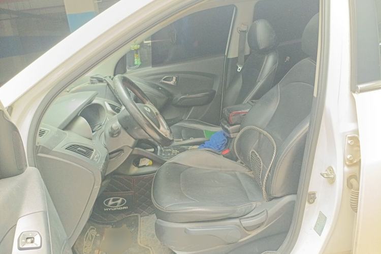 Used Hyundai ix35 2013 2.0L Automatic 2WD Comfort GL China IV Standard Left Front Seat