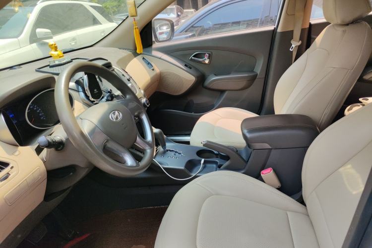 Used Hyundai ix35 2013 2.0L Automatic 2WD Comfort GL China IV Standard Left Front Seat