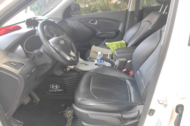 Used Hyundai ix35 2013 2.0L Automatic Two-Wheel Drive Smart GLS China IV Standard Left Front Seat