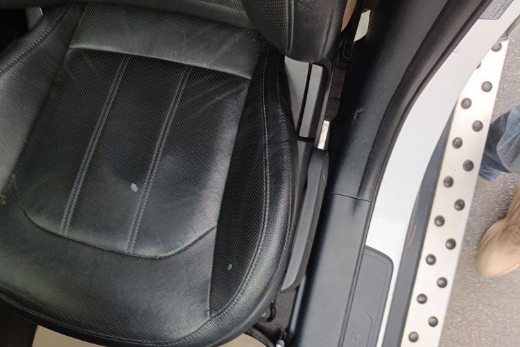 Used Hyundai ix35 2013 2.0L Automatic Two-Wheel Drive Smart GLS China IV Standard Left Front Seat